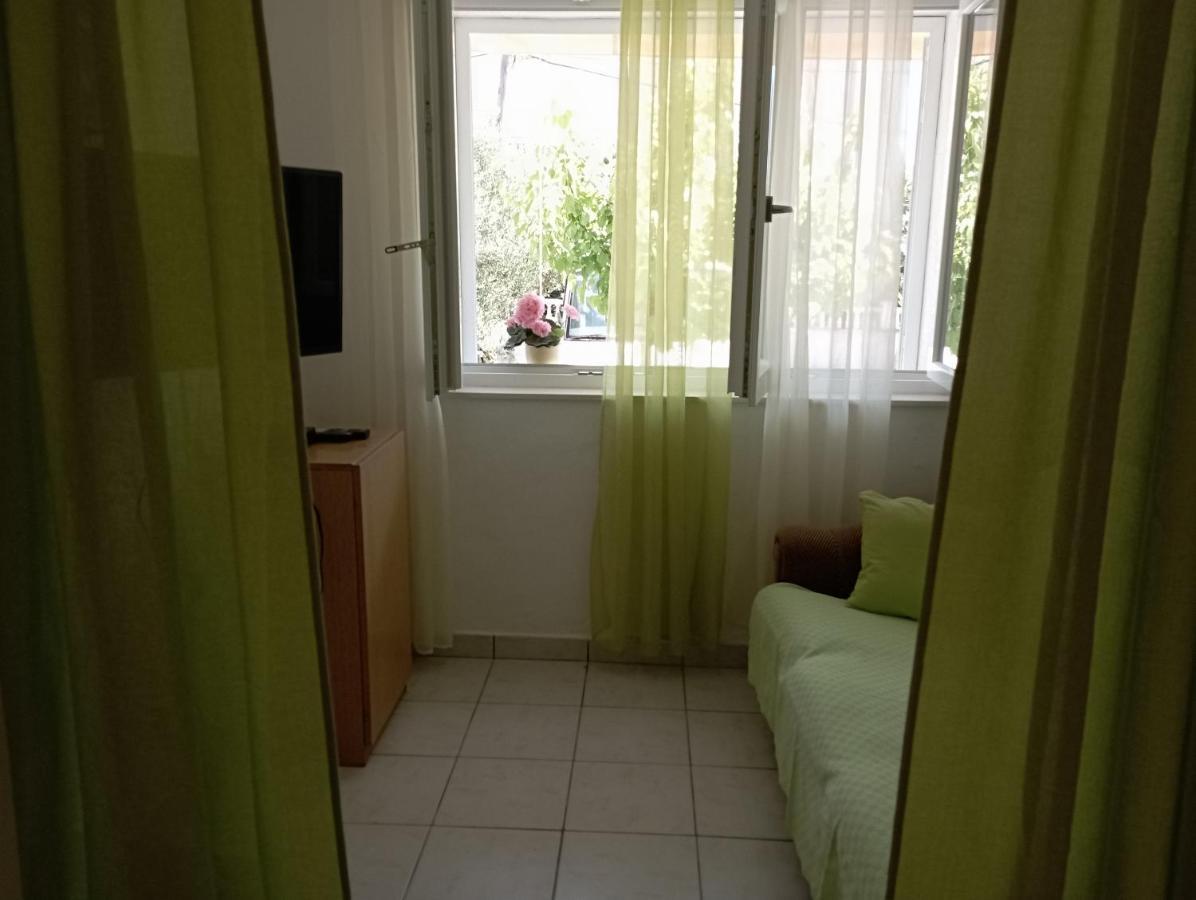 Apartmani Trubi 2 Vodice Exterior photo